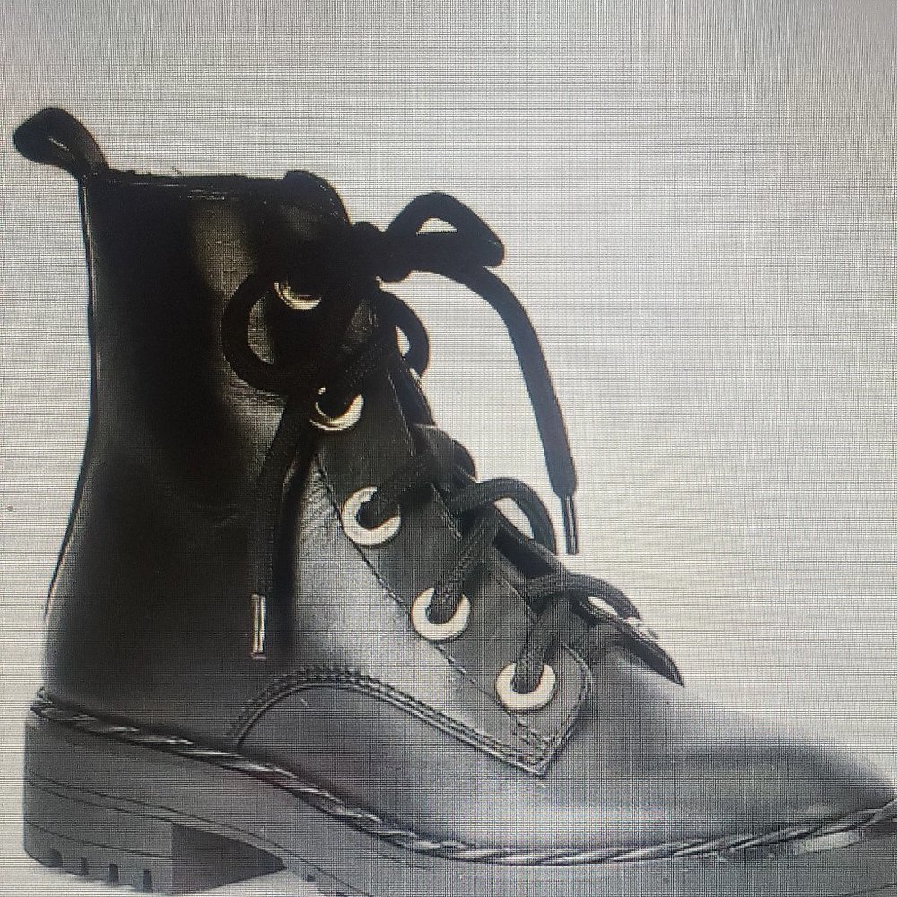 Gianni Bini Leahey Black Leather Lace-Up Combat Boots